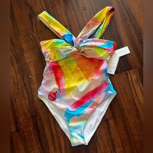 New MILLY
Betsy Abstract One-Piece Swimsuit size S
